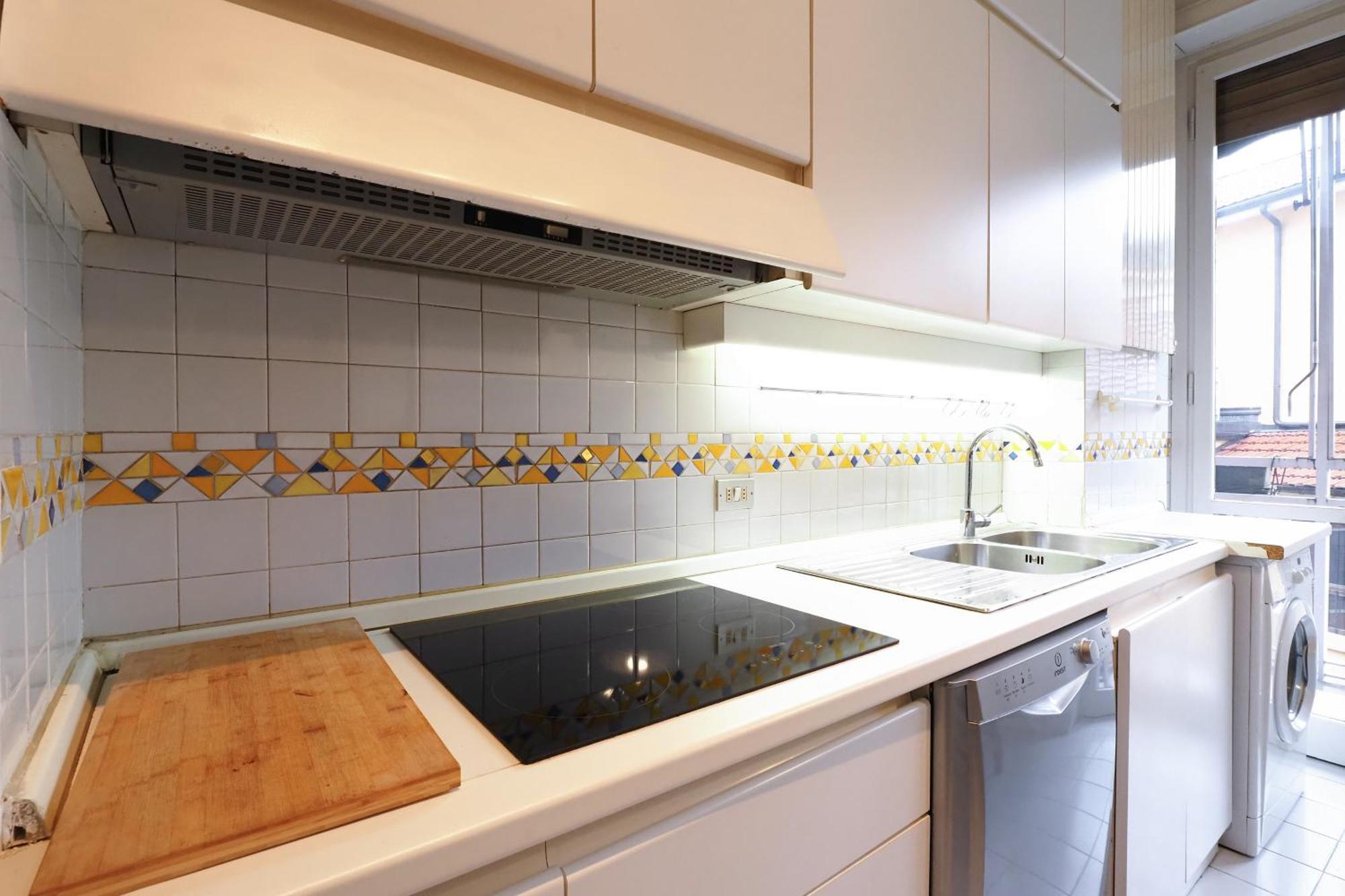 Homnest I S.Ambrogio Elegant Apt Milano Ngoại thất bức ảnh